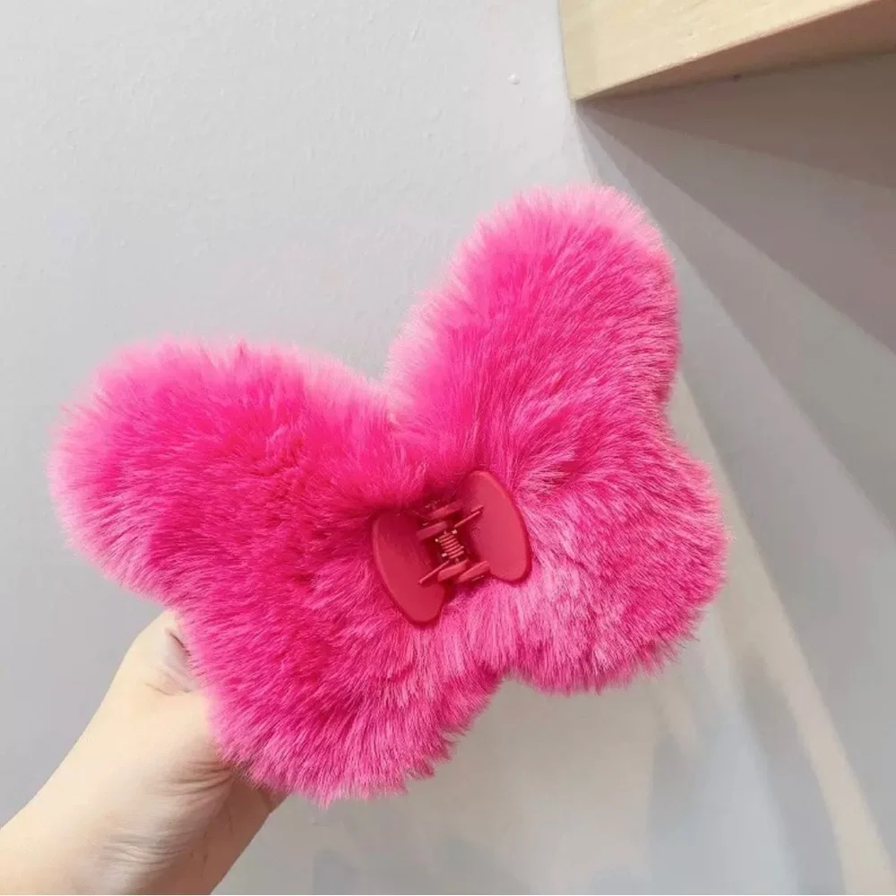 Oversized Butterfly Hair Clip